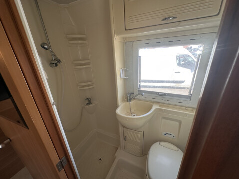 Ford Transit Kentucky Estro 4 6 berth large garage 18