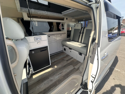 Toyota Alphard 4 berth Japanese camper van 2.4 Petrol Automatic 6