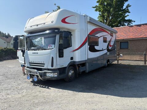 Iveco Eurocargo 7.5 tonne race truck motorhome race lorry 1