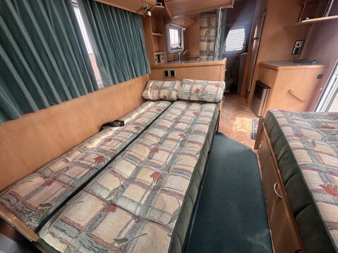 Fiat Ducato LUNAR ROADSTAR 720 4 BERTH MOTORHOME CAMPERVAN 14