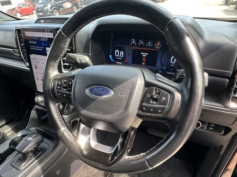 Ford Ranger PLATINUM 3.0 V6 DIESEL ECOBLUE DOUBLE CAB PICK UP AUTOMATIC 18