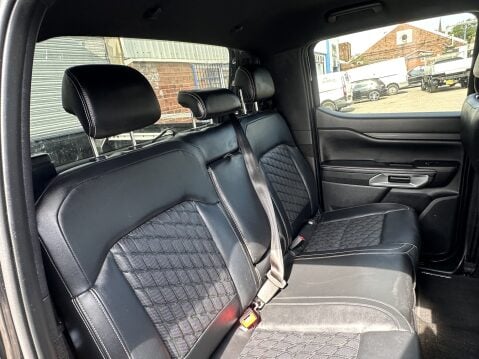 Ford Ranger PLATINUM 3.0 V6 DIESEL ECOBLUE DOUBLE CAB PICK UP AUTOMATIC 13