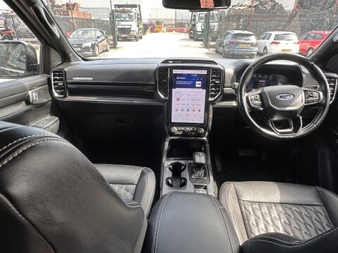 Ford Ranger PLATINUM 3.0 V6 DIESEL ECOBLUE DOUBLE CAB PICK UP AUTOMATIC 17