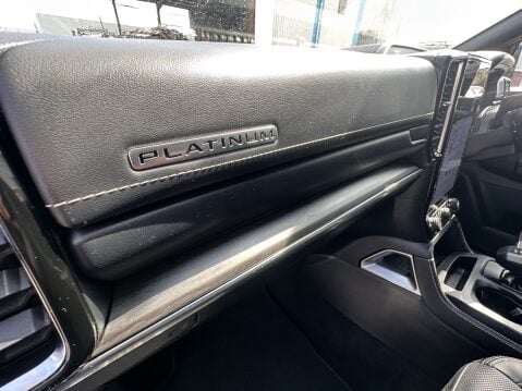 Ford Ranger PLATINUM 3.0 V6 DIESEL ECOBLUE DOUBLE CAB PICK UP AUTOMATIC 20