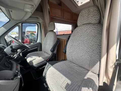 Peugeot Boxer COMPASS AVANTGARDE 130 5 BERTH MOTORHOME 10