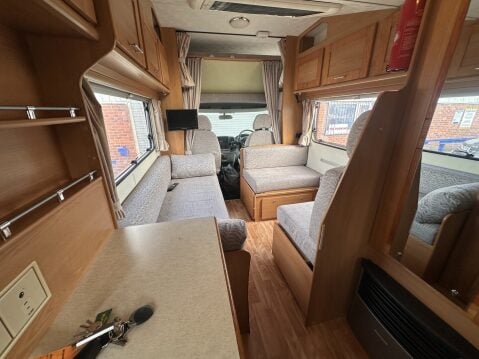 Peugeot Boxer COMPASS AVANTGARDE 130 5 BERTH MOTORHOME 11