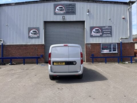 Vauxhall Combo L1H1 2000 SPORTIVE 1.3 CDTI 3 SEAT 4