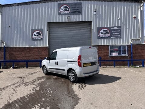 Vauxhall Combo L1H1 2000 SPORTIVE 1.3 CDTI 3 SEAT 6