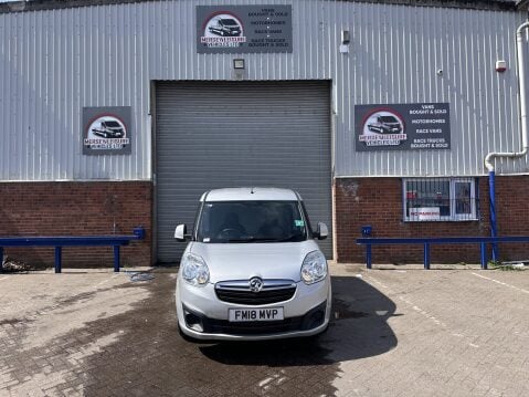 Vauxhall Combo L1H1 2000 SPORTIVE 1.3 CDTI 3 SEAT 9
