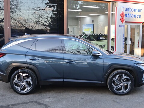 Hyundai TUCSON 1.6 h T-GDi Ultimate Auto Euro 6 (s/s) 5dr 11