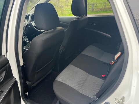 Suzuki SX4 S-Cross 1.5 Motion AGS Euro 6 (s/s) 5dr 19