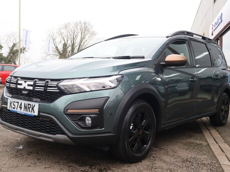Dacia Jogger 1.6 TCe-h EXTREME Auto Euro 6 (s/s) 5dr 4