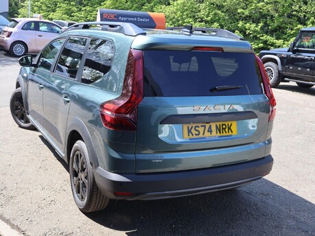 Dacia Jogger 1.6 TCe-h EXTREME Auto Euro 6 (s/s) 5dr 3
