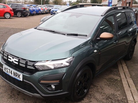 Dacia Jogger 1.6 TCe-h EXTREME Auto Euro 6 (s/s) 5dr 9