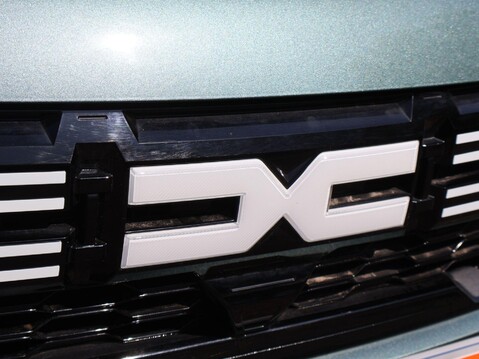 Dacia Jogger 1.6 TCe-h EXTREME Auto Euro 6 (s/s) 5dr 42