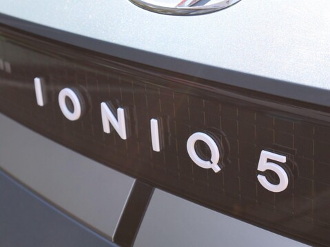 Hyundai IONIQ 5 58kWh SE Connect Auto 5dr 35