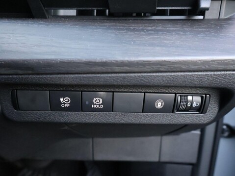 Nissan ARIYA 63kWh Engage Auto 5dr 7.4kW Charger 20