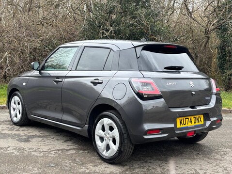 Suzuki Swift 1.2 MHEV Motion CVT Euro 6 (s/s) 5dr 8