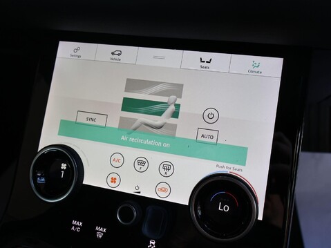 Land Rover Range Rover Evoque 2.0 P250 MHEV R-Dynamic SE Auto 4WD Euro 6 (s/s) 5dr 23