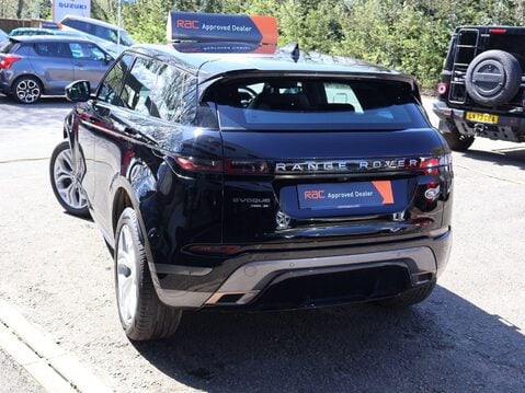 Land Rover Range Rover Evoque 2.0 P250 MHEV R-Dynamic SE Auto 4WD Euro 6 (s/s) 5dr 4