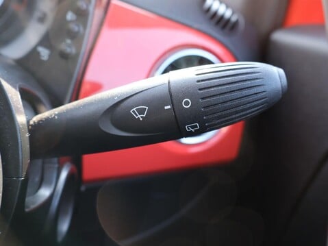 Fiat 500 1.0 MHEV Lounge Euro 6 (s/s) 3dr 13