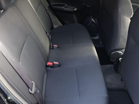Suzuki Swift 1.2 Dualjet Attitude Euro 6 (s/s) 5dr 11