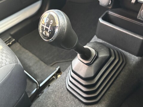 Suzuki Jimny 1.5 SZ5 ALLGRIP Euro 6 3dr 31
