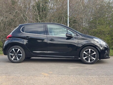 Peugeot 208 1.2 PureTech Tech Edition Euro 6 (s/s) 5dr 2