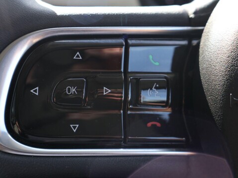 Fiat 500e 42kWh Icon Auto 3dr 23