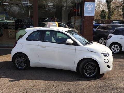 Fiat 500e 42kWh Icon Auto 3dr 5