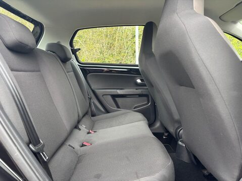 Volkswagen Up 1.0 BlueMotion Tech High up! Euro 5 (s/s) 5dr 21