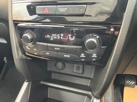 Suzuki Vitara 1.4 Boosterjet MHEV SZ5 Euro 6 (s/s) 5dr 25