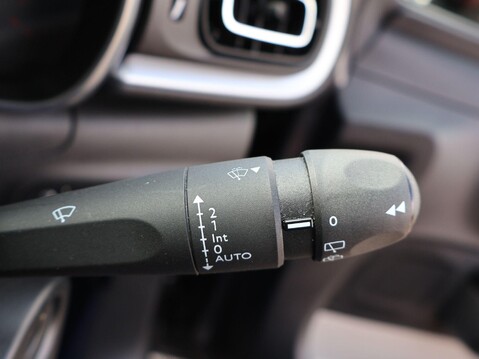 Citroen C3 1.2 PureTech MAX EAT6 Euro 6 (s/s) 5dr 19