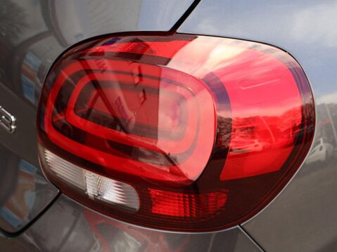 Citroen C3 1.2 PureTech MAX EAT6 Euro 6 (s/s) 5dr 29