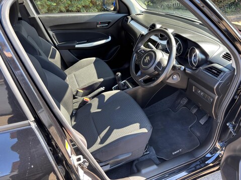 Suzuki Swift 1.2 Dualjet MHEV SZ-T Euro 6 (s/s) 5dr 17