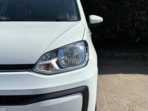 Volkswagen Up 1.0 Move up! Euro 6 (s/s) 5dr 11