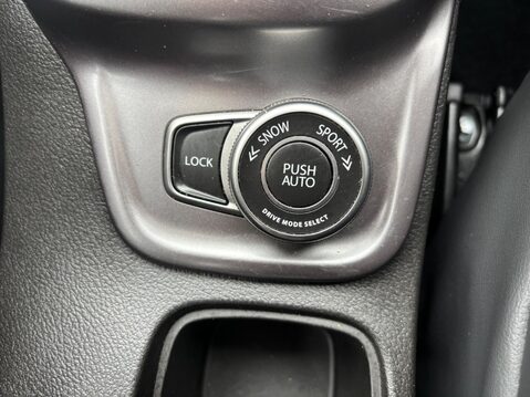 Suzuki Vitara 1.5 SZ5 AGS Auto ALLGRIP Euro 6 (s/s) 5dr 28