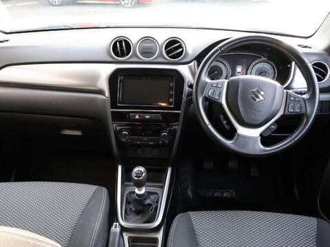 Suzuki Vitara 1.4 Boosterjet MHEV SZ-T Euro 6 (s/s) 5dr 9