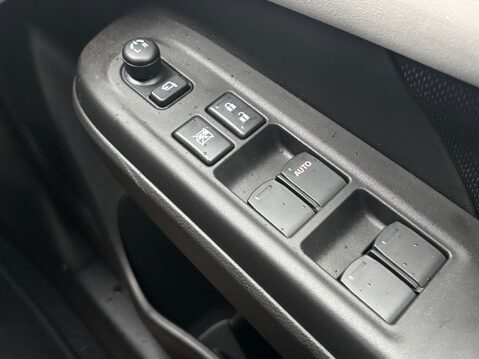 Suzuki Swift 1.2 Hybrid ULTRA ALLGRIP 29