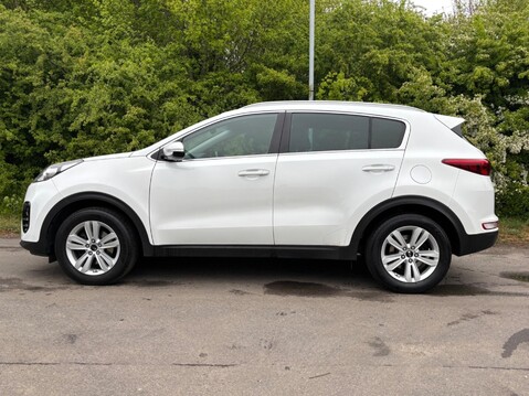 Kia Sportage 1.7 CRDi 2 Euro 6 (s/s) 5dr 9