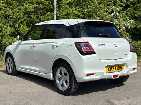 Suzuki Swift 1.2 MHEV Motion Euro 6 (s/s) 5dr 7