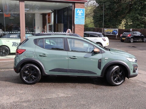 Dacia Sandero Stepway 1.0 TCe EXTREME CVT Euro 6 (s/s) 5dr 7