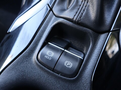Suzuki Swace 1.8h Ultra CVT Euro 6 (s/s) 5dr 19