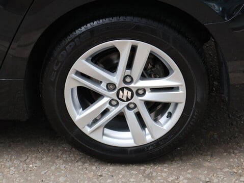 Suzuki Swace 1.8h Ultra CVT Euro 6 (s/s) 5dr 22