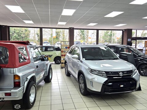 Suzuki Swace 1.8h Ultra CVT Euro 6 (s/s) 5dr 36