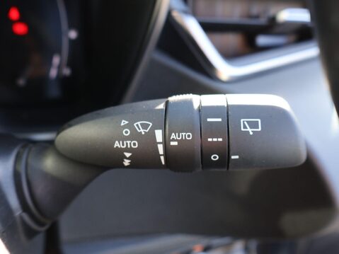 Suzuki Swace 1.8h Ultra CVT Euro 6 (s/s) 5dr 16