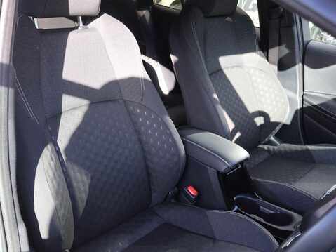 Suzuki Swace 1.8h Ultra CVT Euro 6 (s/s) 5dr 13
