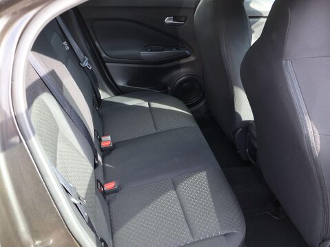 Nissan Juke 1.0 DIG-T Acenta Euro 6 (s/s) 5dr 24