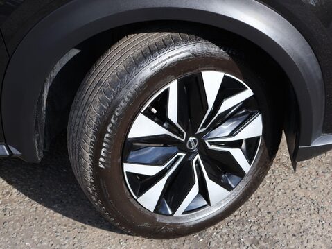 Nissan Juke 1.0 DIG-T Acenta Euro 6 (s/s) 5dr 25