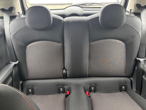 Mini Hatch 1.5 Cooper Classic Euro 6 (s/s) 3dr 16